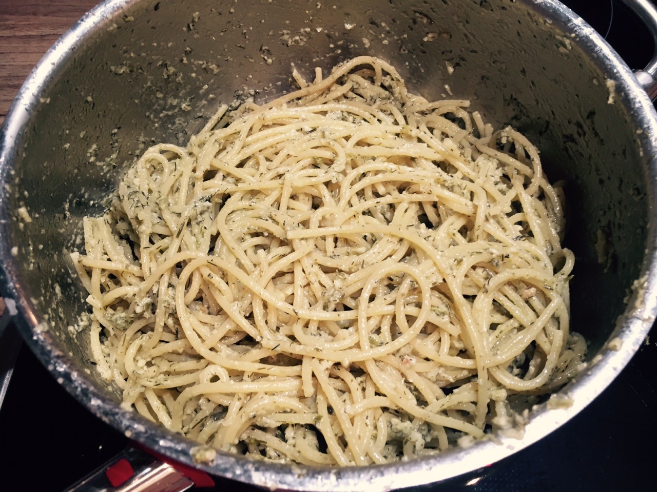 Pasta mit Wildem-Fenchel-Pesto und Mandeln - Schritt 8