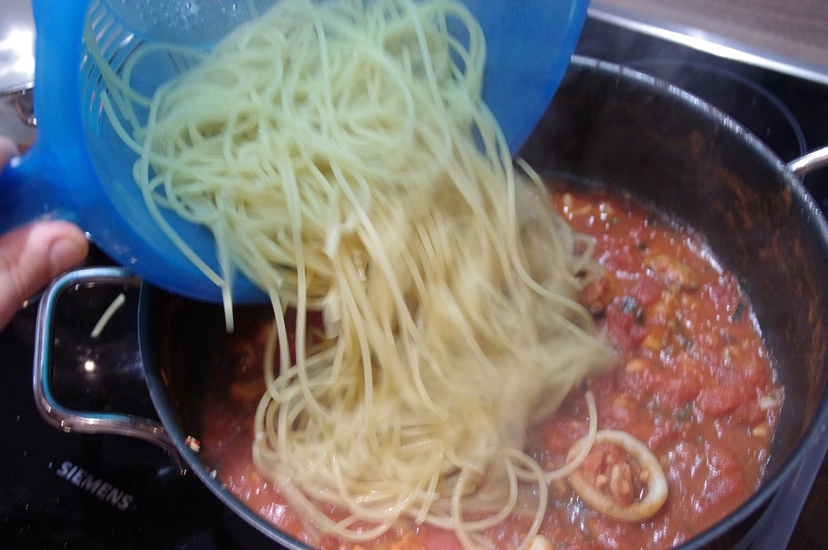 Spaghetti al Cartoccio - Schritt 7