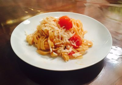 Tagliatelle mit Salsiccia und Cherry-Tomaten - Rezept